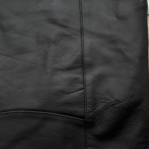 Men's Black Leather Vest with Pockets - Large - Picture 8 of 9